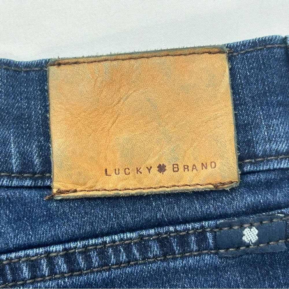 Lucky Brand Sofia Boot Cutoff Denim Shorts Size 8/29R